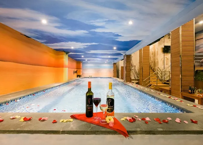 Caroline Hostel Canggu